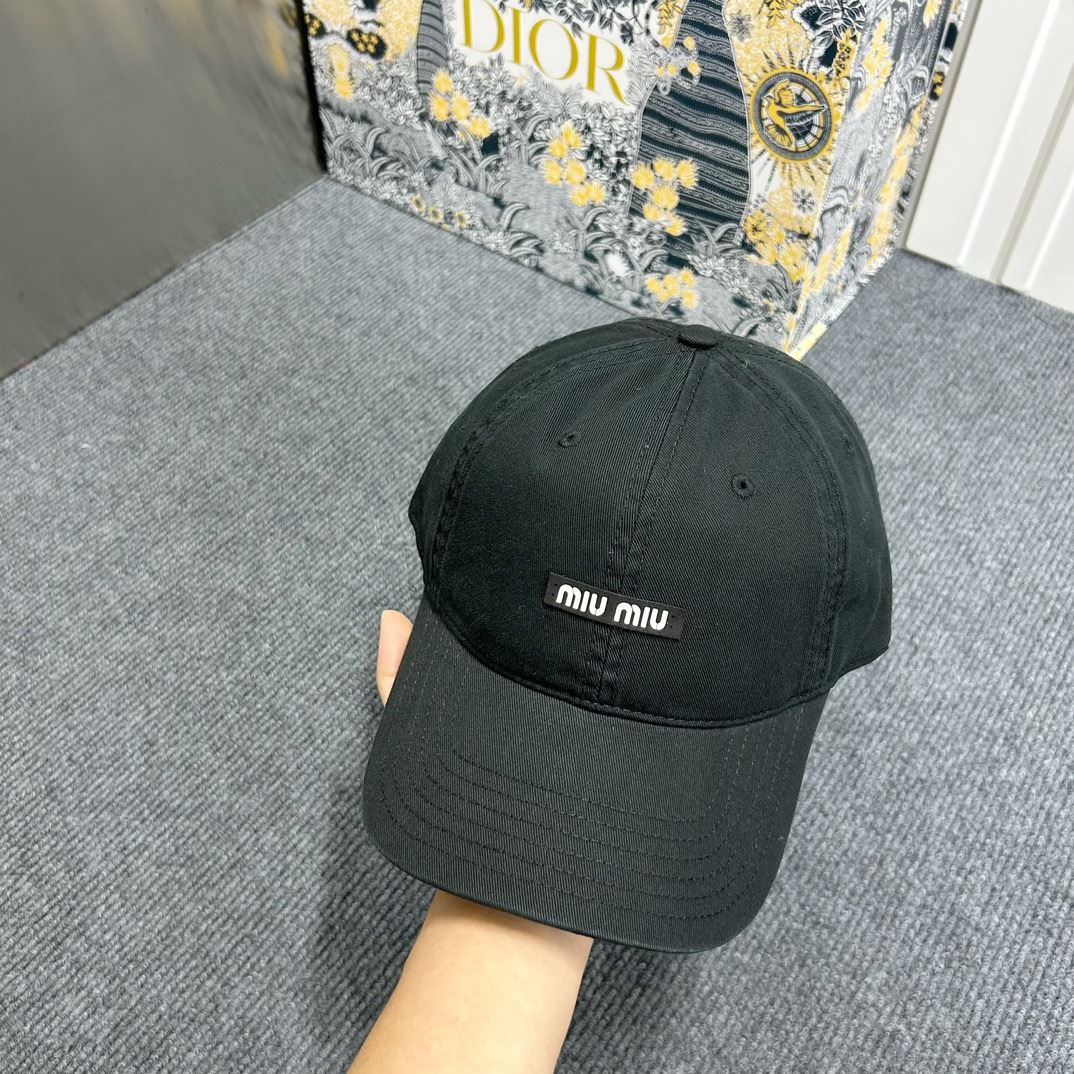 Miu Miu Caps